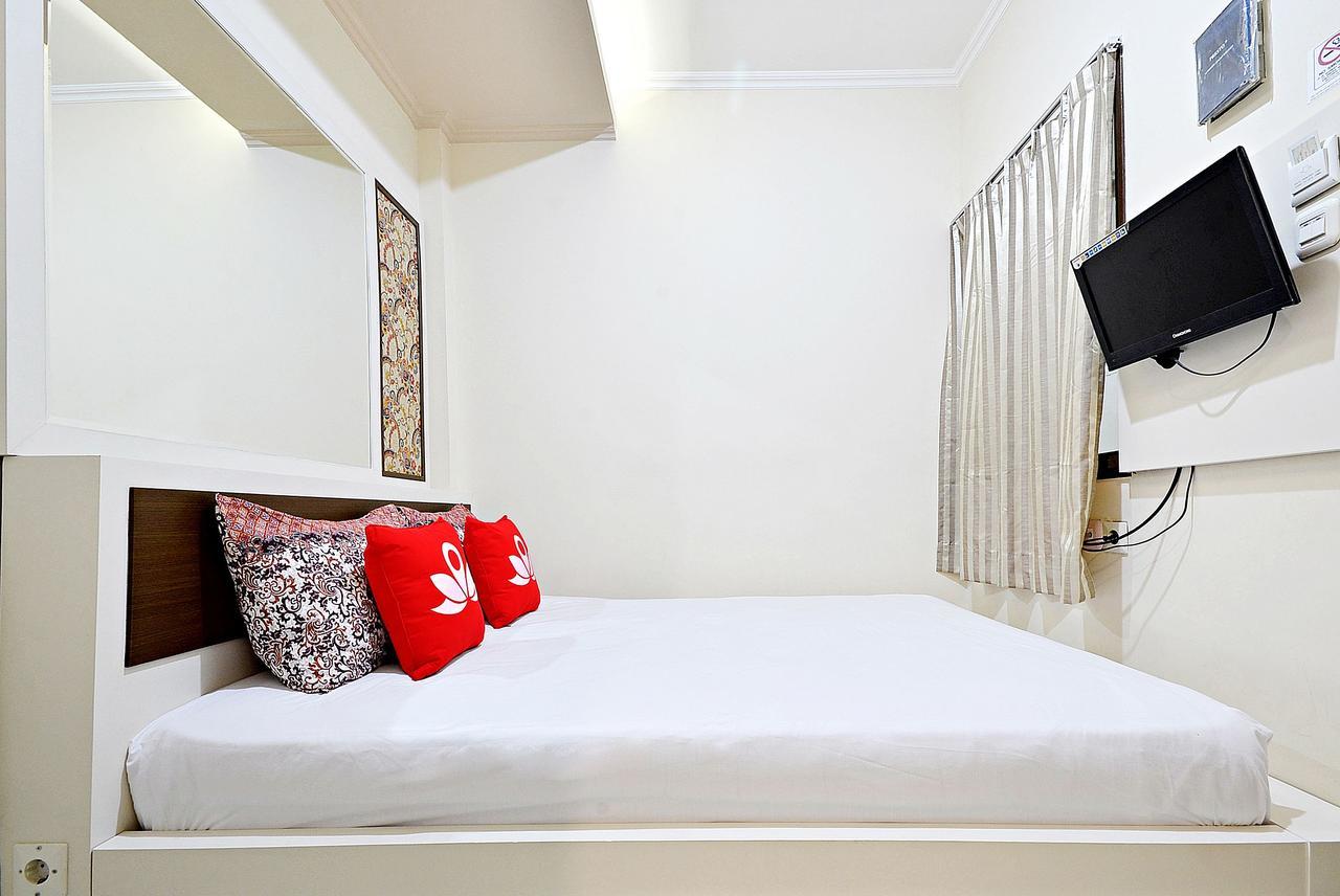 Zen Rooms Cideng Barat Jakarta Exterior foto